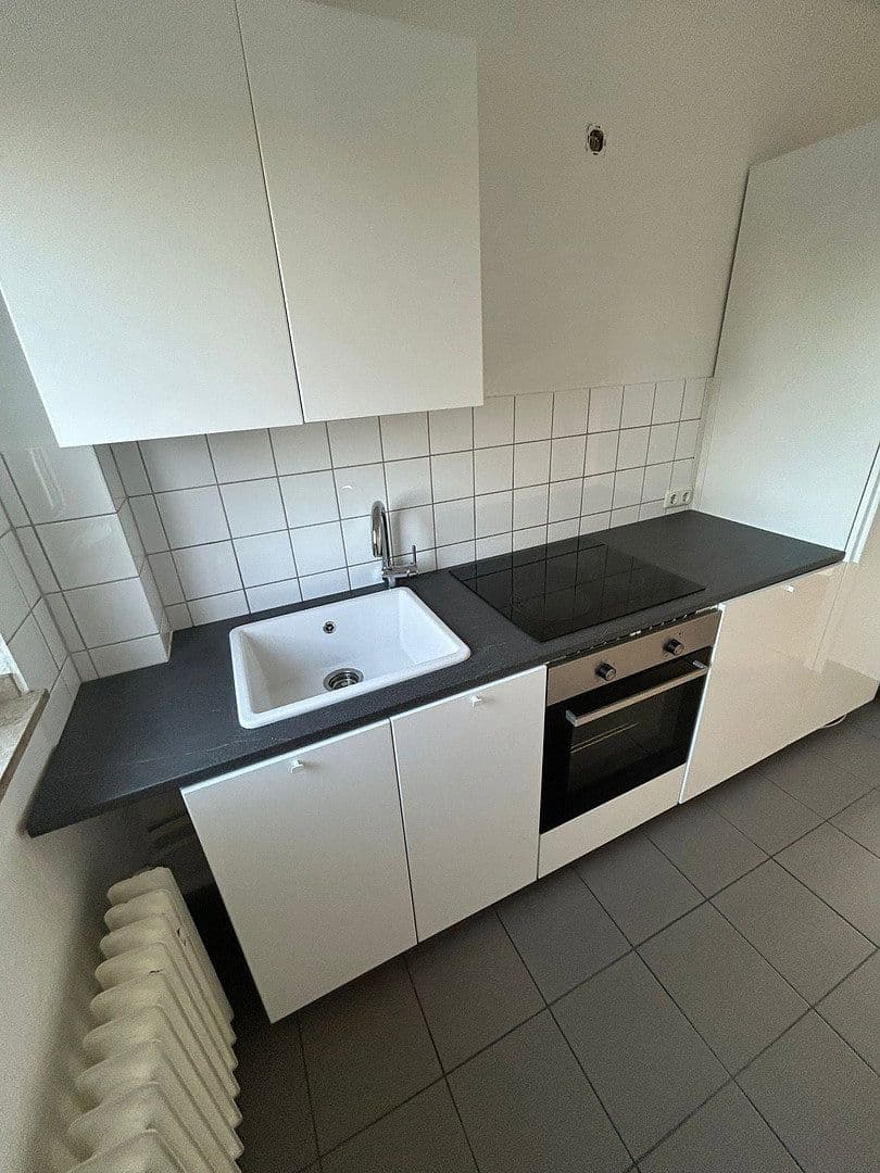 Pronájem bytu 3+1 57 m², Essen, Severní Porýní-Vestfálsko Pronájem bytu 3+1 57 m², Essen, Severní Porýní-Vestfálsko