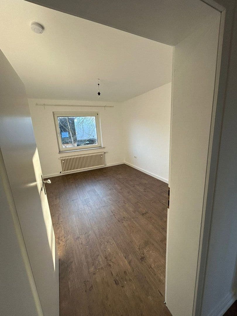 Pronájem bytu 3+1 57 m², Essen, Severní Porýní-Vestfálsko Pronájem bytu 3+1 57 m², Essen, Severní Porýní-Vestfálsko