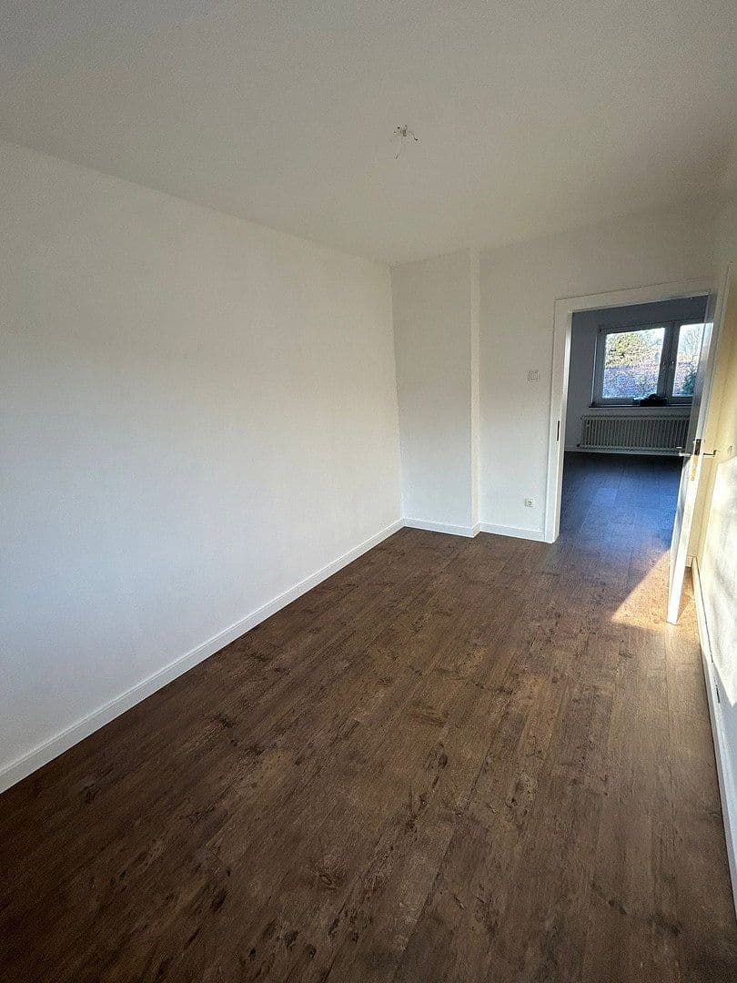Pronájem bytu 3+1 57 m², Essen, Severní Porýní-Vestfálsko Pronájem bytu 3+1 57 m², Essen, Severní Porýní-Vestfálsko