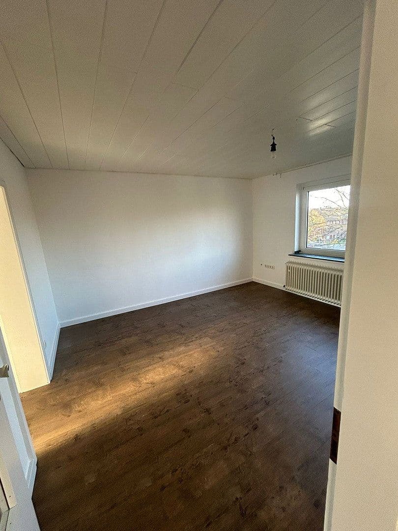 Pronájem bytu 3+1 57 m², Essen, Severní Porýní-Vestfálsko Pronájem bytu 3+1 57 m², Essen, Severní Porýní-Vestfálsko