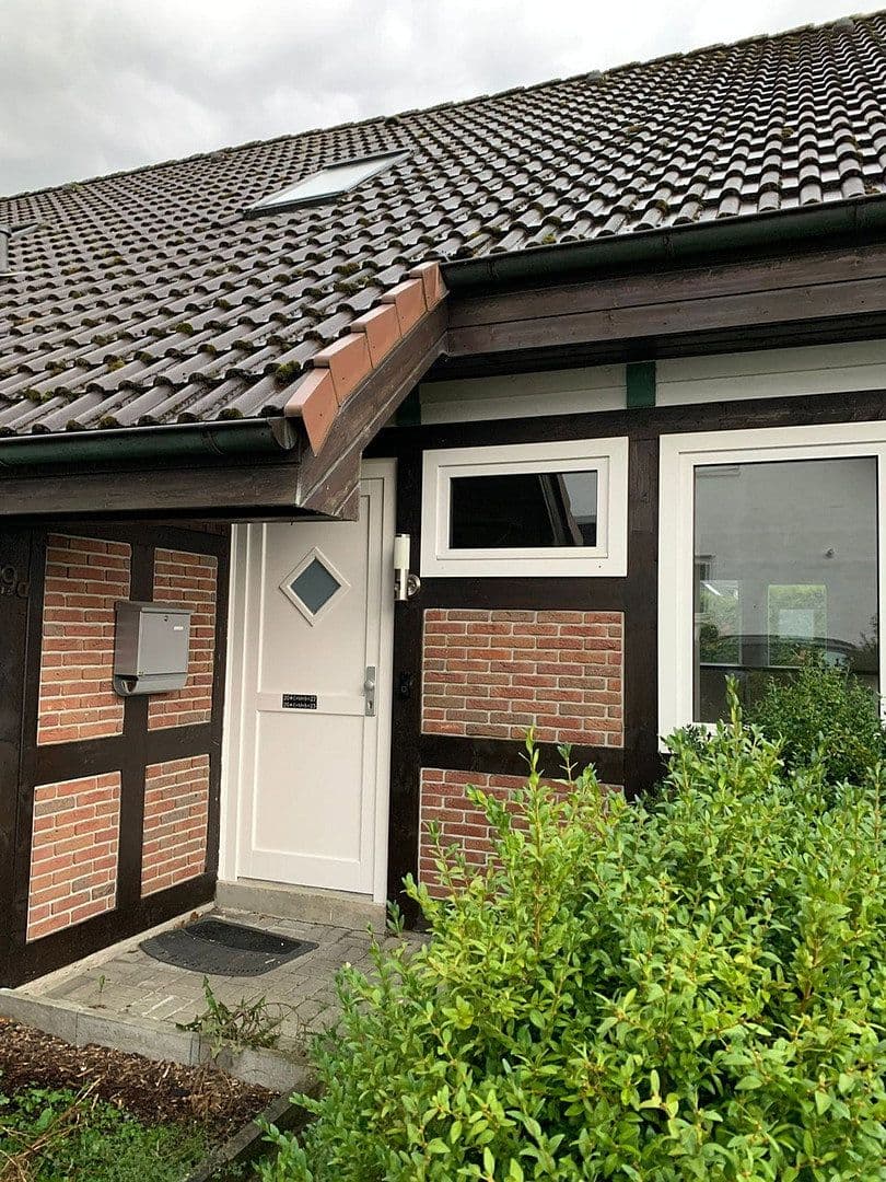 Prodej domu 100 m², pozemek 260 m², Büren, Severní Porýní-Vestfálsko Prodej domu 100 m², pozemek 260 m², Büren, Severní Porýní-Vestfálsko