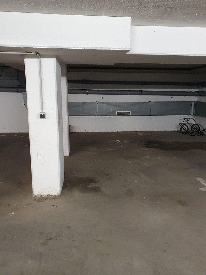 Pronájem garáže, Gladbecker Str. 299 - SP 8, Essen, Severní Porýní-Vestfálsko Pronájem garáže, Gladbecker Str. 299 - SP 8, Essen, Severní Porýní-Vestfálsko