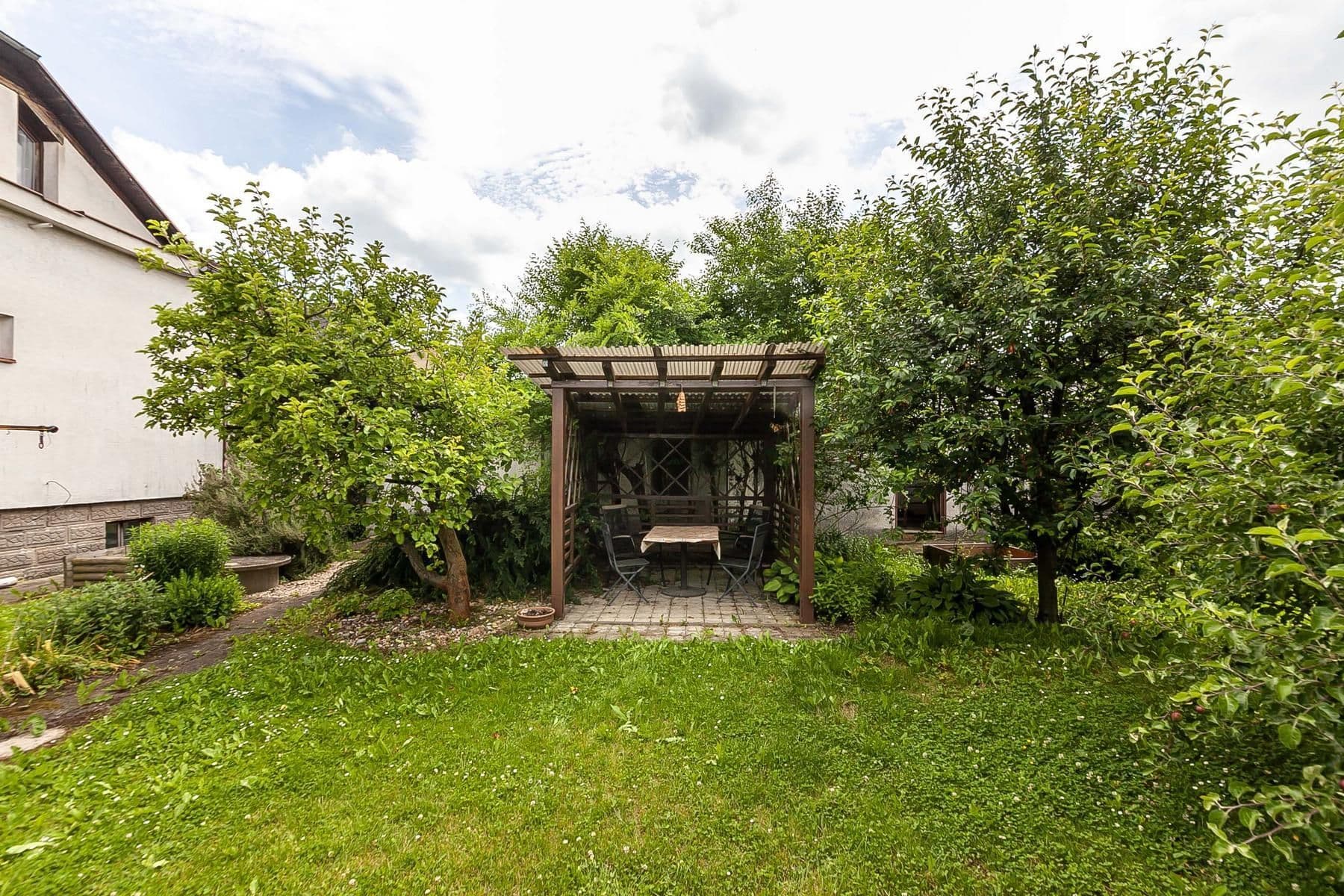 Prodej domu 270 m², pozemek 784 m², B. Němcové, Uhlířské Janovice, Středočeský kraj Prodej domu 270 m², pozemek 784 m², B. Němcové, Uhlířské Janovice, Středočeský kraj