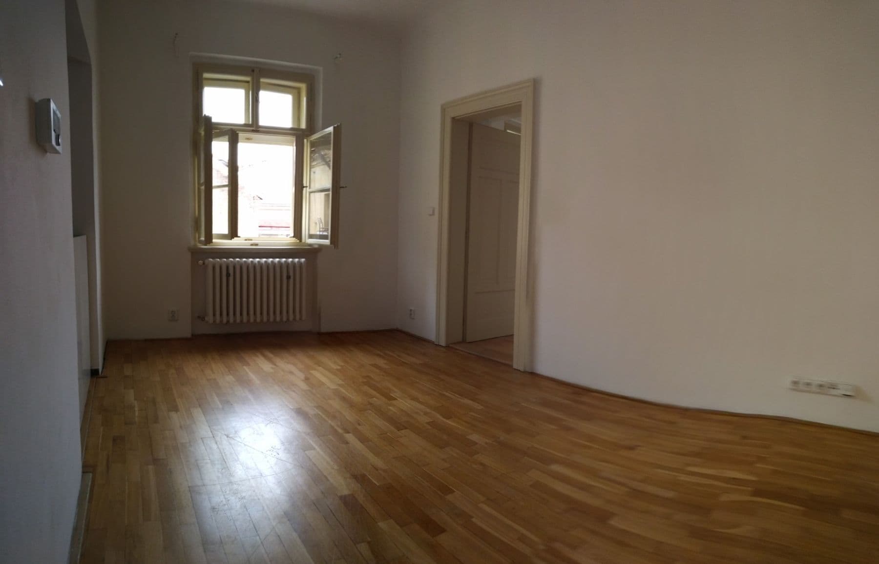 Pronájem bytu 4+kk 95 m², Kroftova, Praha, Praha Pronájem bytu 4+kk 95 m², Kroftova, Praha, Praha