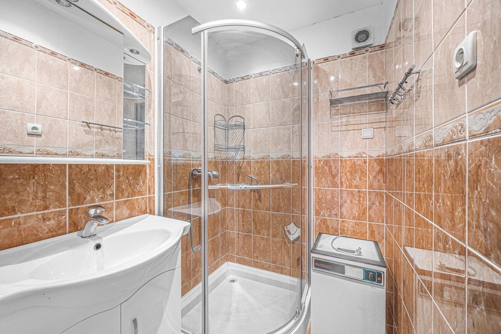 Pronájem bytu 3+kk 75 m², Banskobystrická, Praha, Praha Pronájem bytu 3+kk 75 m², Banskobystrická, Praha, Praha
