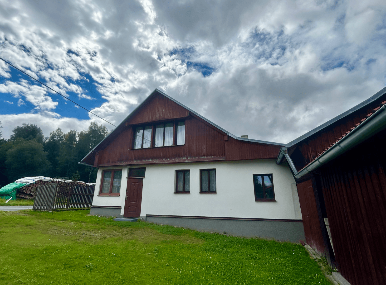 Prodej chaty, chalupy 170 m², pozemek 890 m², Srní, Plzeňský kraj Prodej chaty, chalupy 170 m², pozemek 890 m², Srní, Plzeňský kraj
