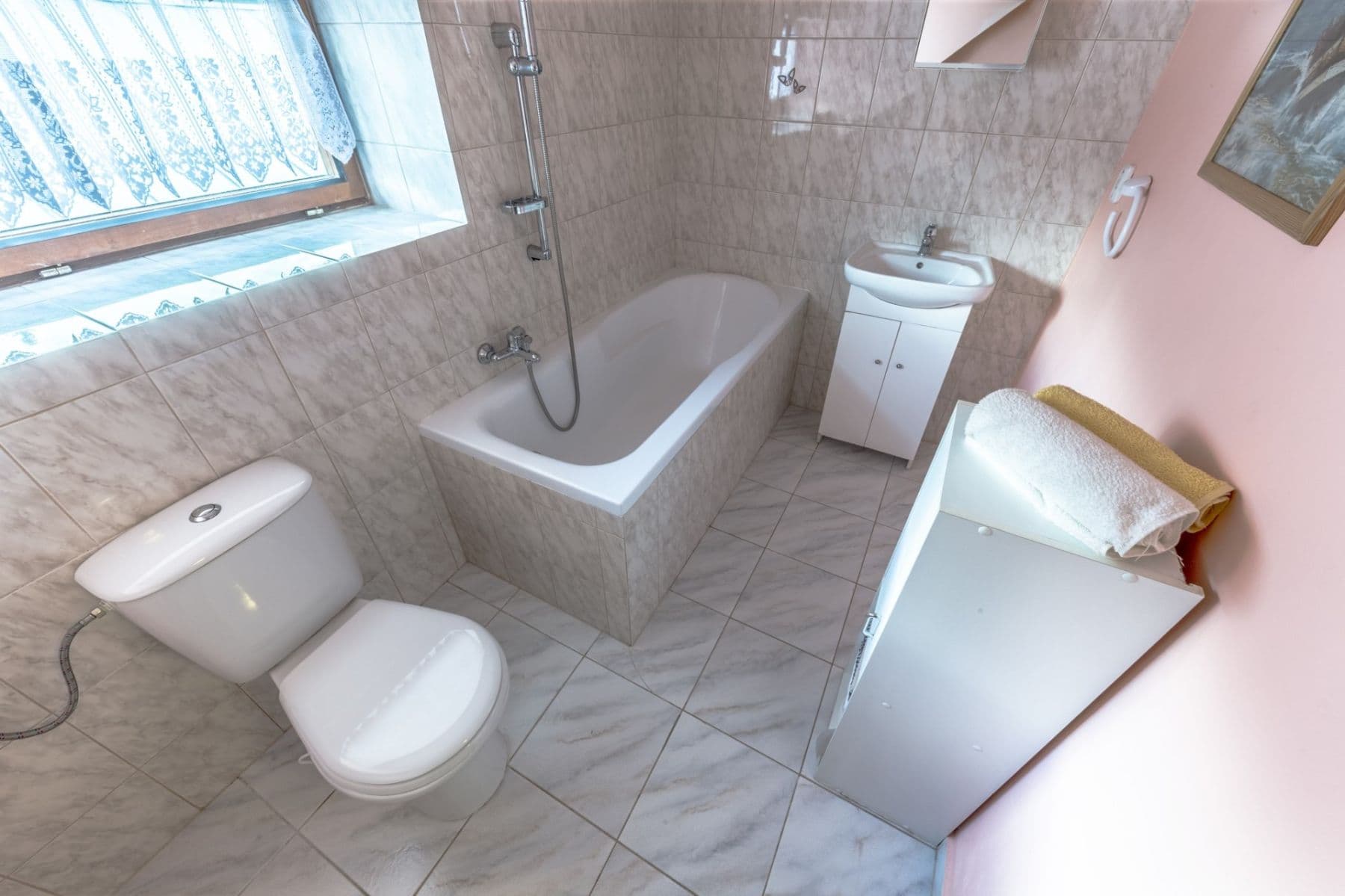 Prodej chaty, chalupy 170 m², pozemek 890 m², Srní, Plzeňský kraj Prodej chaty, chalupy 170 m², pozemek 890 m², Srní, Plzeňský kraj