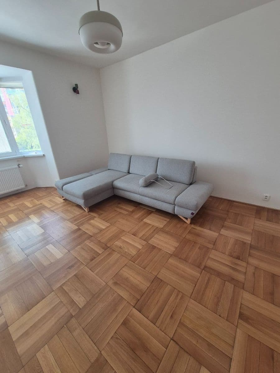 Pronájem bytu 2+1 67 m², Purkyňova, Brno, Jihomoravský kraj Pronájem bytu 2+1 67 m², Purkyňova, Brno, Jihomoravský kraj