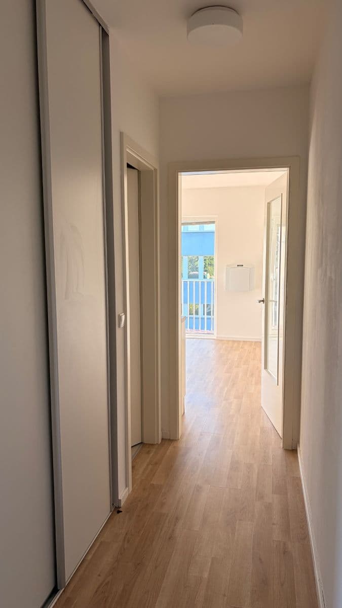 Pronájem bytu 2+kk 43 m², Novovysočanská, Praha, Praha Pronájem bytu 2+kk 43 m², Novovysočanská, Praha, Praha