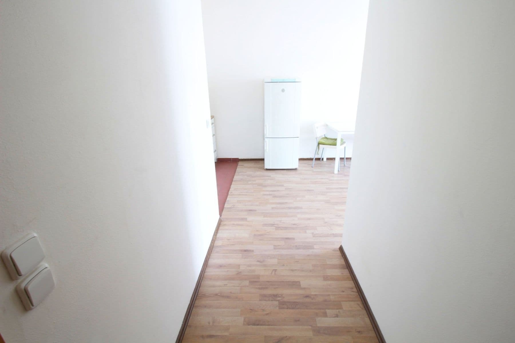 Pronájem bytu 2+kk 41 m², Komenského, Šestajovice, Středočeský kraj Pronájem bytu 2+kk 41 m², Komenského, Šestajovice, Středočeský kraj