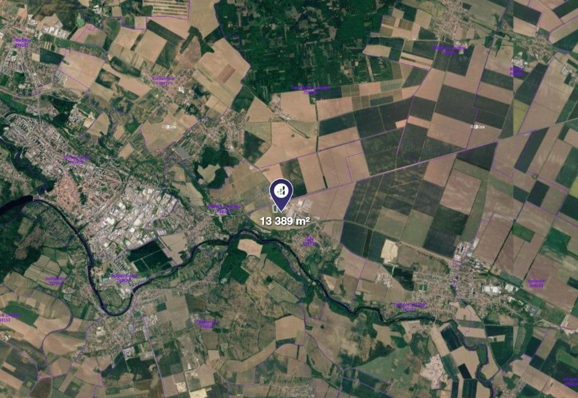 Prodej pozemku 13.389 m², Dyje, Jihomoravský kraj Prodej pozemku 13.389 m², Dyje, Jihomoravský kraj