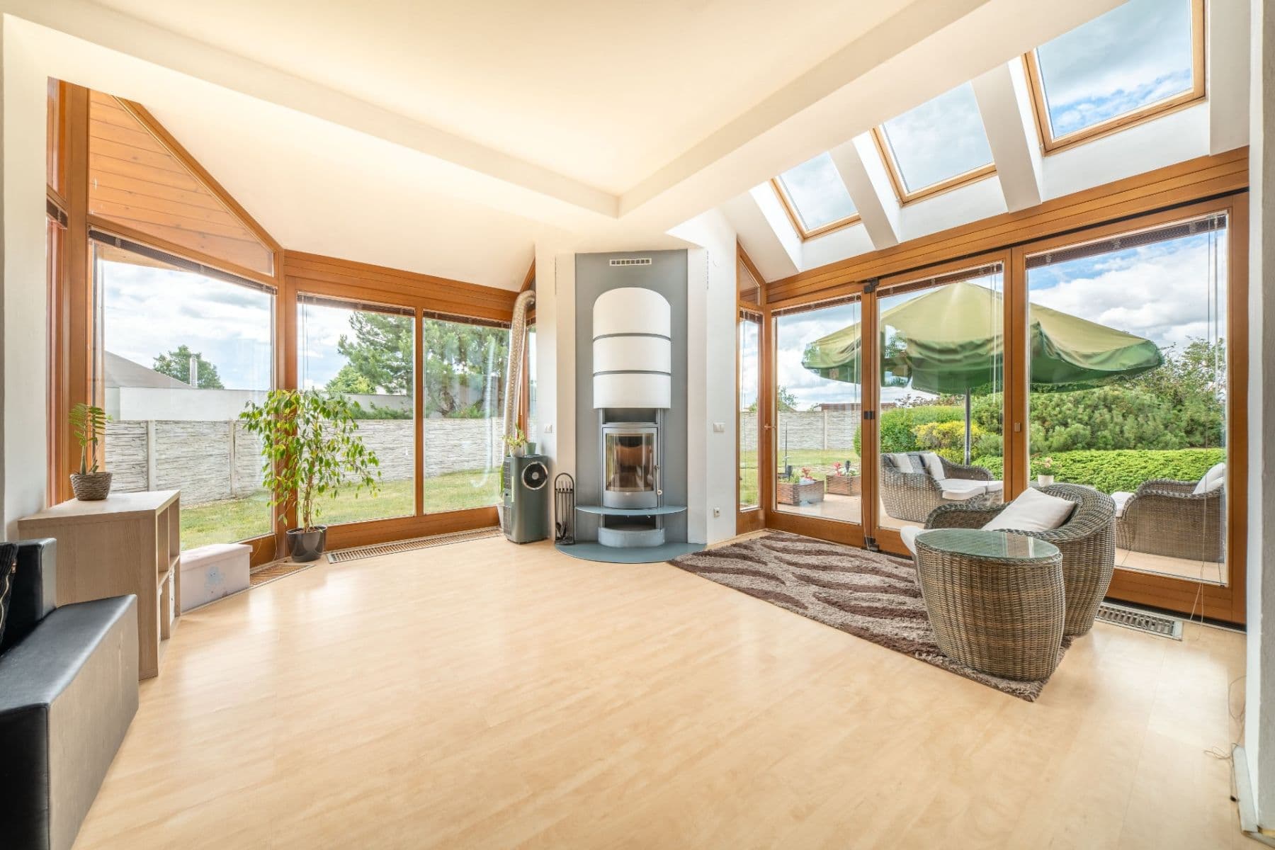 Prodej domu 224 m², pozemek 1.691 m², Tasovice, Jihomoravský kraj Prodej domu 224 m², pozemek 1.691 m², Tasovice, Jihomoravský kraj