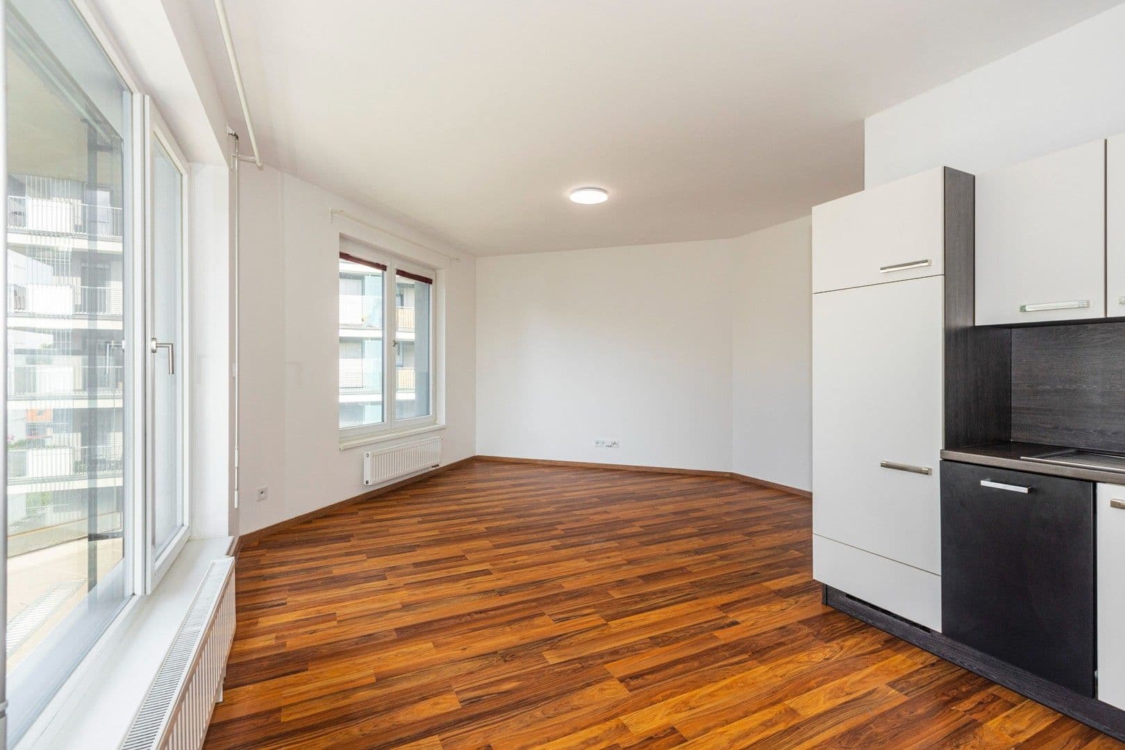 Pronájem bytu 2+kk 50 m², Počernická, Praha, Praha Pronájem bytu 2+kk 50 m², Počernická, Praha, Praha