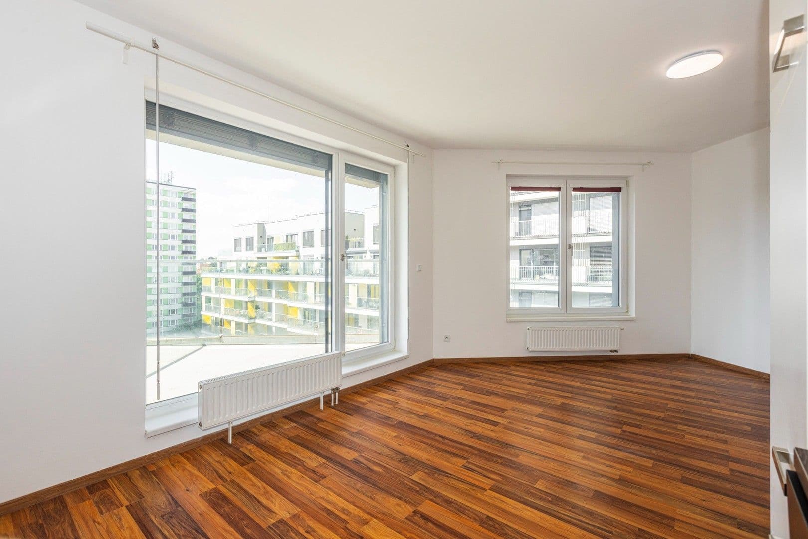 Pronájem bytu 2+kk 50 m², Počernická, Praha, Praha Pronájem bytu 2+kk 50 m², Počernická, Praha, Praha