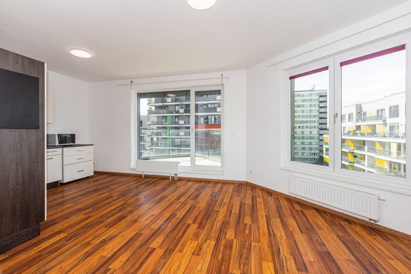 Pronájem bytu 2+kk 50 m², Počernická, Praha, Praha Pronájem bytu 2+kk 50 m², Počernická, Praha, Praha