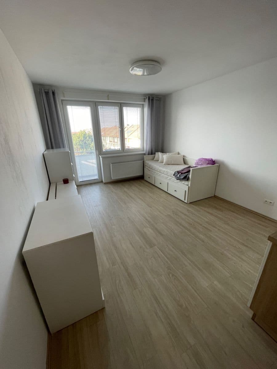 Pronájem bytu 2+kk 51 m², Zelnice II, Slavkov u Brna, Jihomoravský kraj Pronájem bytu 2+kk 51 m², Zelnice II, Slavkov u Brna, Jihomoravský kraj