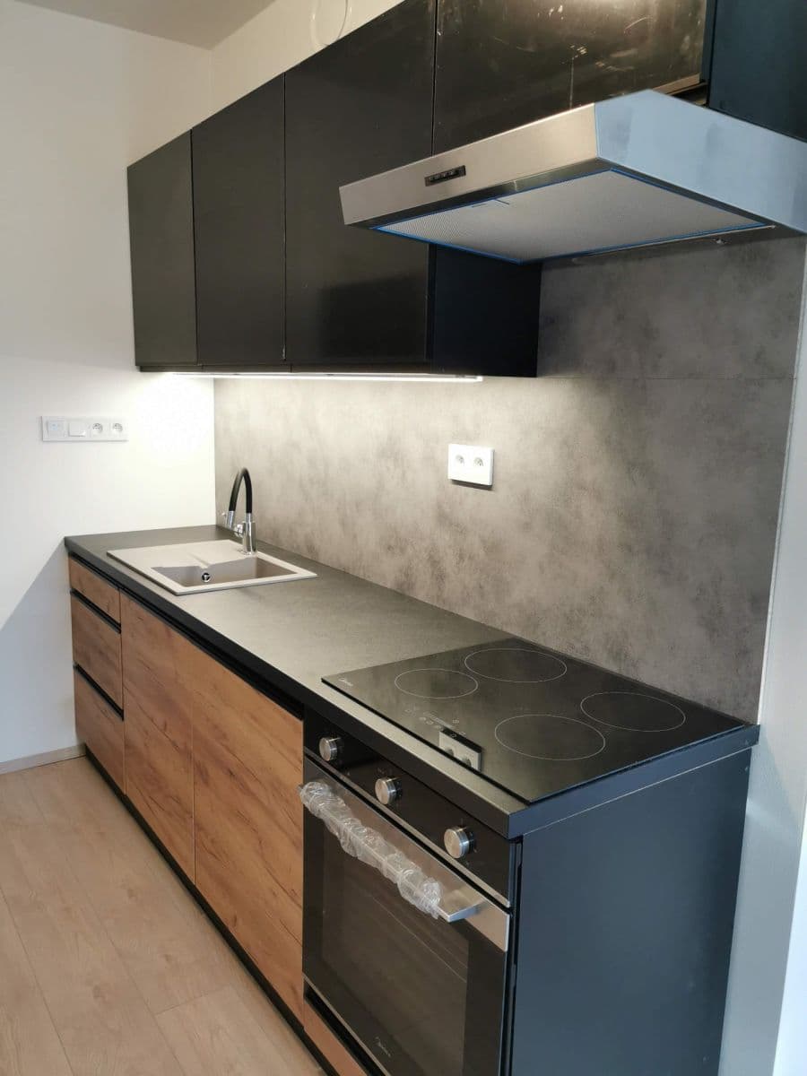 Pronájem bytu 2+kk 44 m², Františka Diviše, Praha, Praha Pronájem bytu 2+kk 44 m², Františka Diviše, Praha, Praha