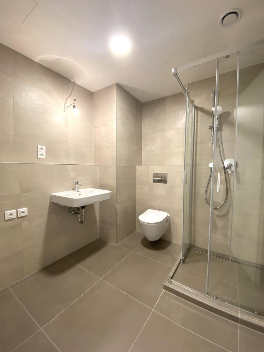 Pronájem bytu 1+kk 31 m², Nebřenická, Praha, Praha Pronájem bytu 1+kk 31 m², Nebřenická, Praha, Praha