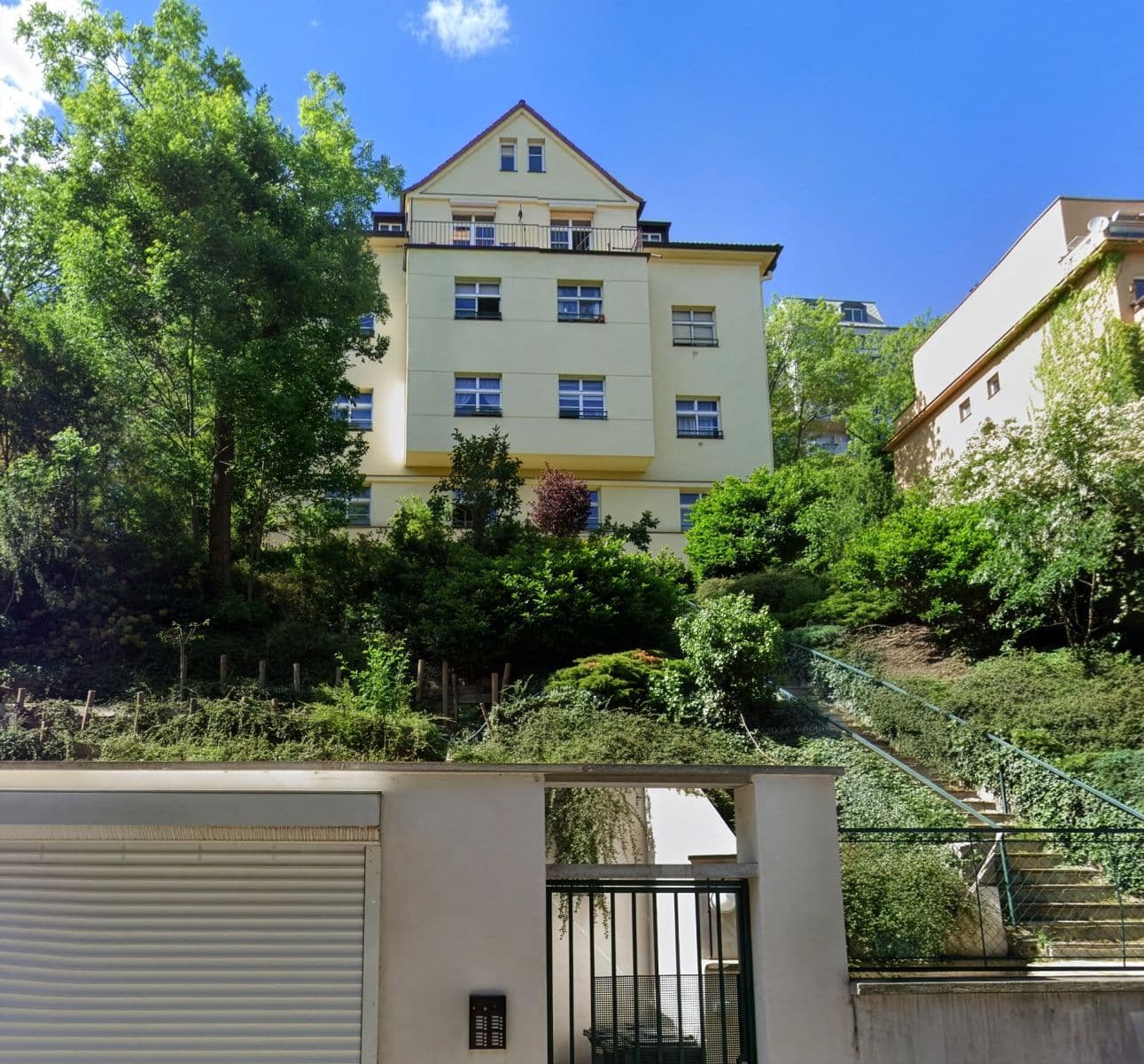 Pronájem bytu 1+kk 25 m², Pod Zvonařkou, Praha, Praha Pronájem bytu 1+kk 25 m², Pod Zvonařkou, Praha, Praha