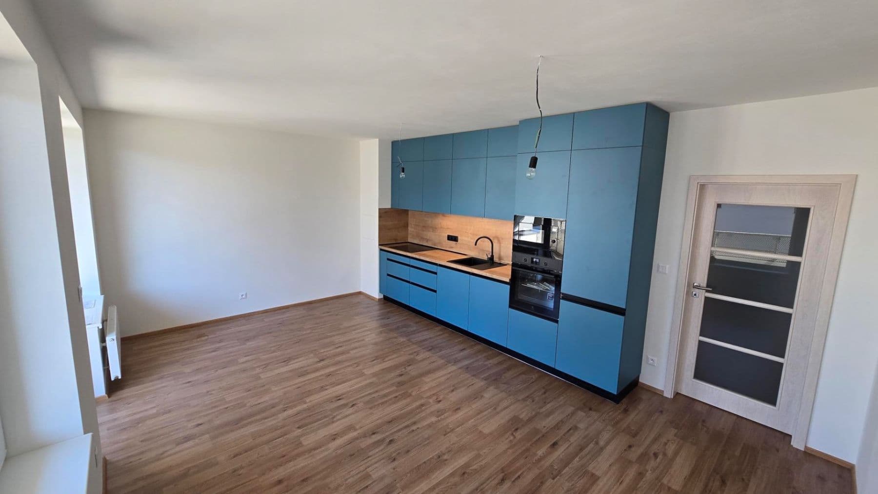 Pronájem bytu 2+kk 58 m², Nová Tesla, Pardubice, Pardubický kraj Pronájem bytu 2+kk 58 m², Nová Tesla, Pardubice, Pardubický kraj