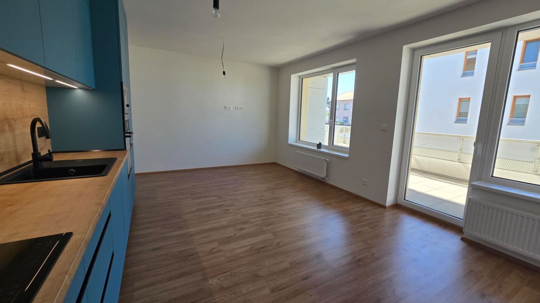 Pronájem bytu 2+kk 58 m², Nová Tesla, Pardubice, Pardubický kraj Pronájem bytu 2+kk 58 m², Nová Tesla, Pardubice, Pardubický kraj