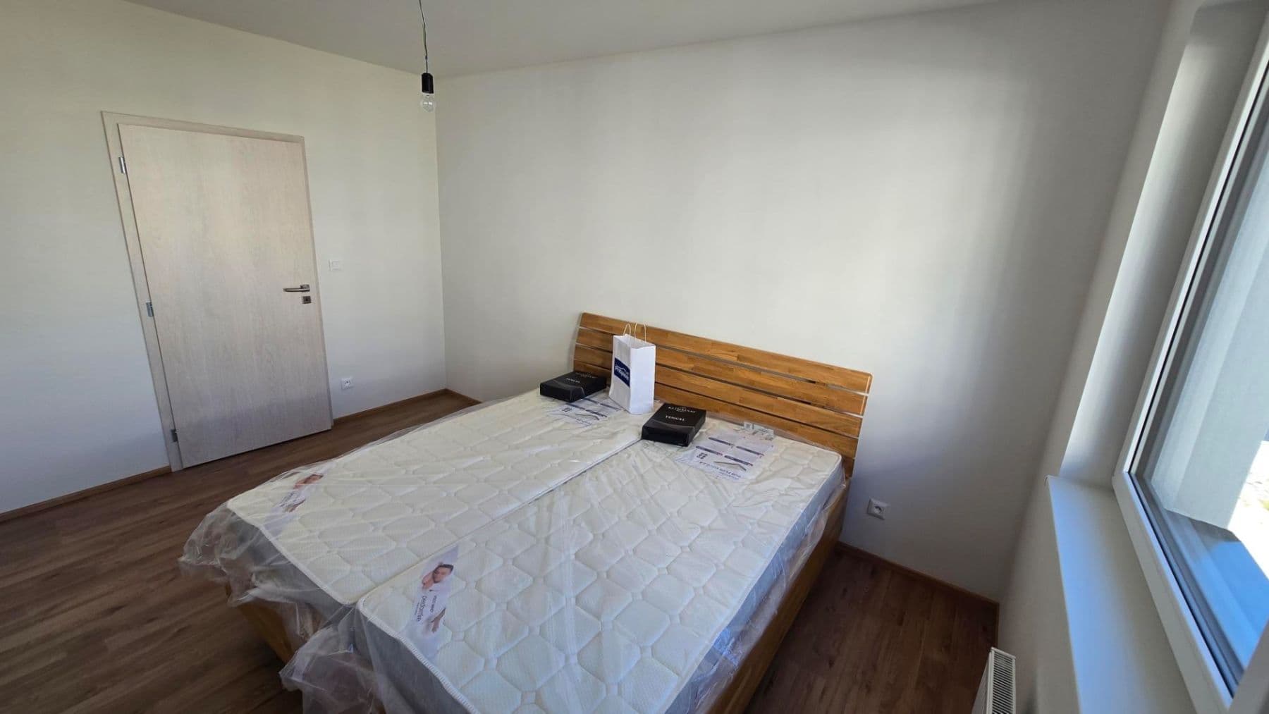 Pronájem bytu 2+kk 58 m², Nová Tesla, Pardubice, Pardubický kraj Pronájem bytu 2+kk 58 m², Nová Tesla, Pardubice, Pardubický kraj