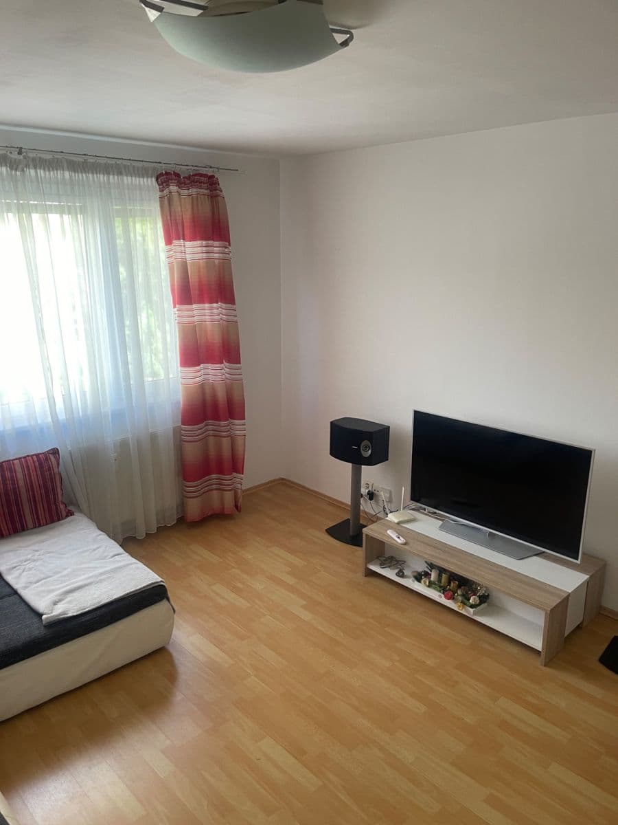 Pronájem bytu 4+1 83 m², Námestie hraničiarov, Petržalka, Bratislavský kraj Pronájem bytu 4+1 83 m², Námestie hraničiarov, Petržalka, Bratislavský kraj