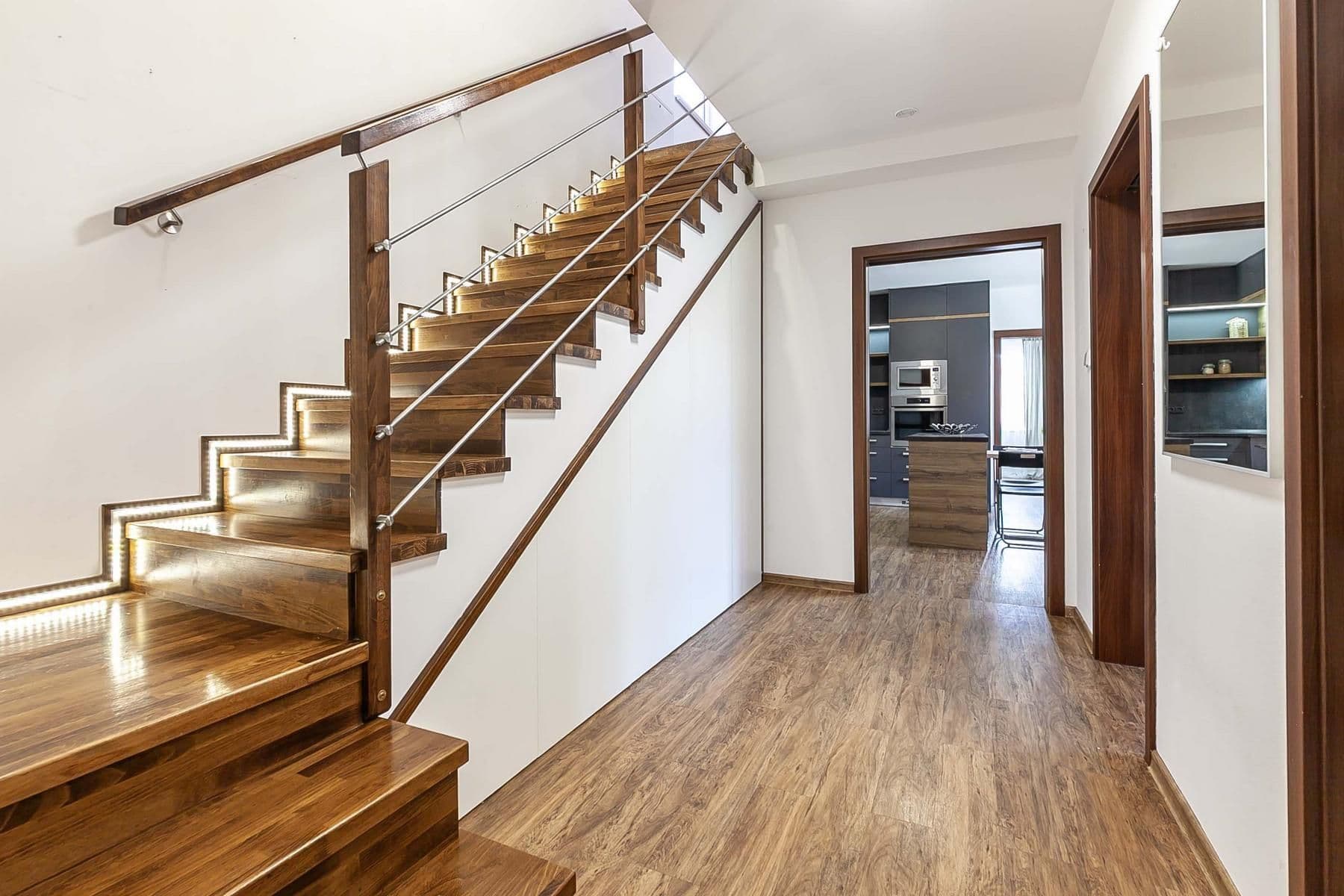 Prodej domu 134 m², pozemek 249 m², Přemysla Oráče, Všetaty, Středočeský kraj Prodej domu 134 m², pozemek 249 m², Přemysla Oráče, Všetaty, Středočeský kraj