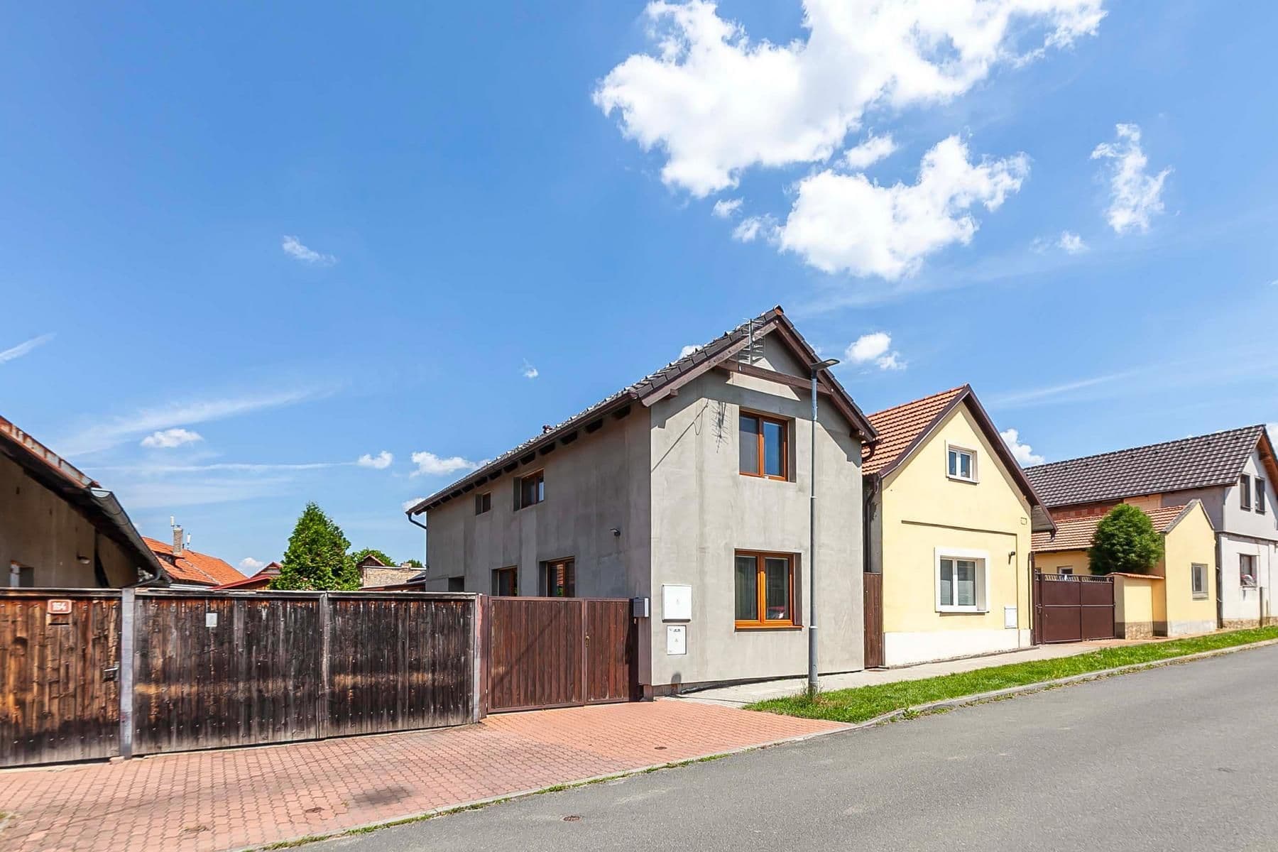 Prodej domu 134 m², pozemek 249 m², Přemysla Oráče, Všetaty, Středočeský kraj Prodej domu 134 m², pozemek 249 m², Přemysla Oráče, Všetaty, Středočeský kraj