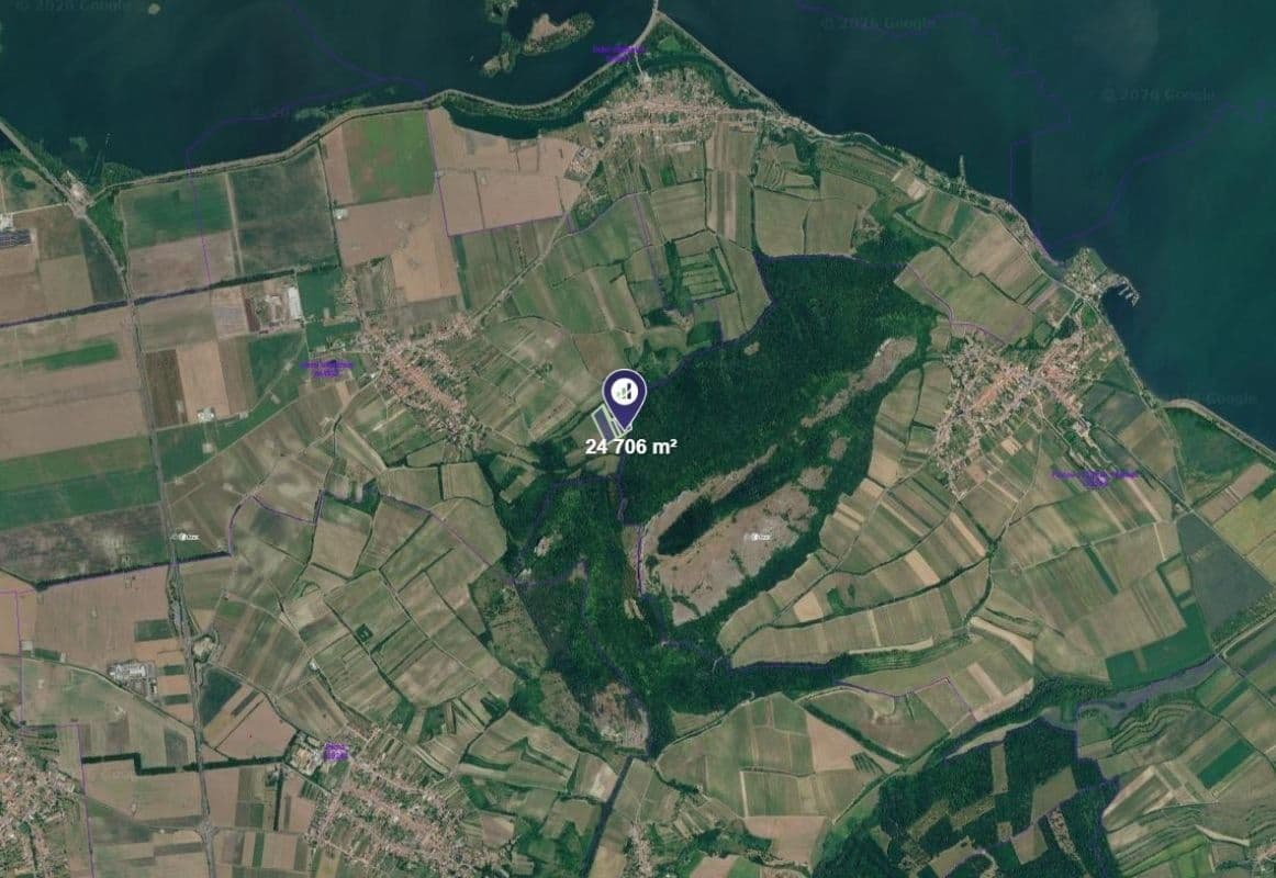 Prodej pozemku 24.706 m², Horní Věstonice, Jihomoravský kraj Prodej pozemku 24.706 m², Horní Věstonice, Jihomoravský kraj