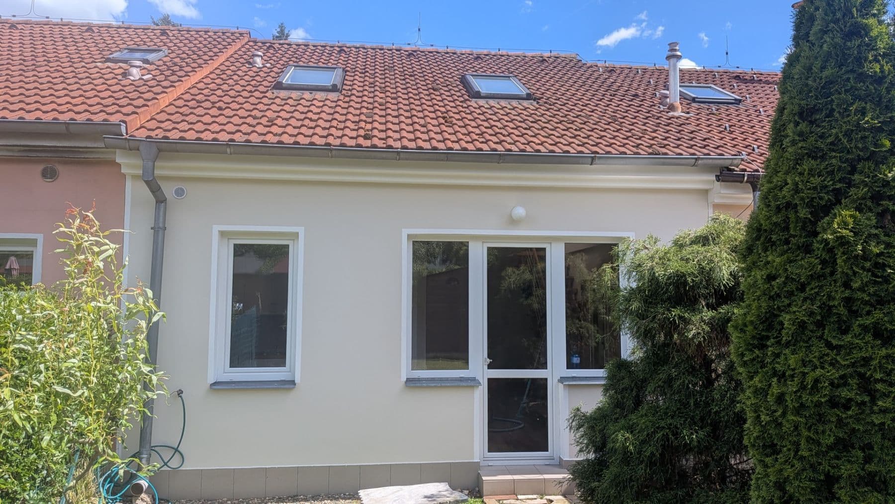 Pronájem domu 78 m², pozemek 168 m², K Junčáku, Psáry, Středočeský kraj Pronájem domu 78 m², pozemek 168 m², K Junčáku, Psáry, Středočeský kraj