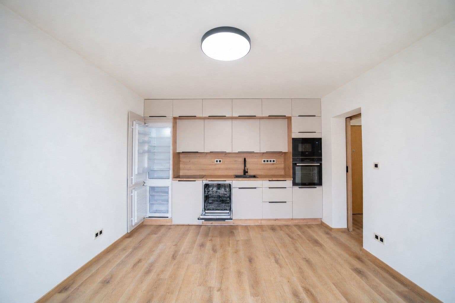 Prodej bytu 3+kk 60 m², Ke Kukačce, Plzeň, Plzeňský kraj Prodej bytu 3+kk 60 m², Ke Kukačce, Plzeň, Plzeňský kraj