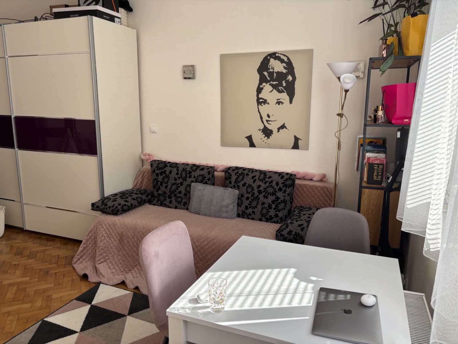 Pronájem bytu 1+kk 30 m², Žitomírská, Praha, Praha Pronájem bytu 1+kk 30 m², Žitomírská, Praha, Praha