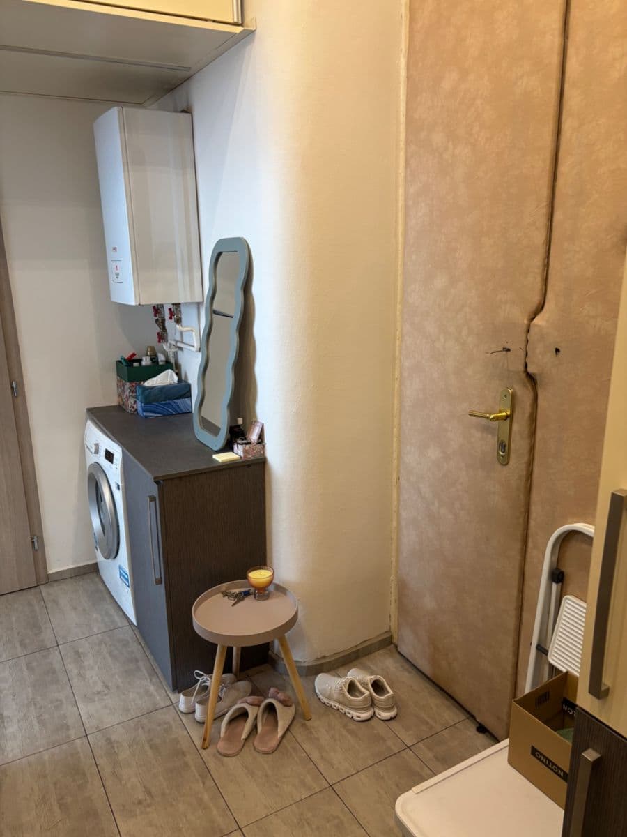 Pronájem bytu 1+kk 30 m², Žitomírská, Praha, Praha Pronájem bytu 1+kk 30 m², Žitomírská, Praha, Praha