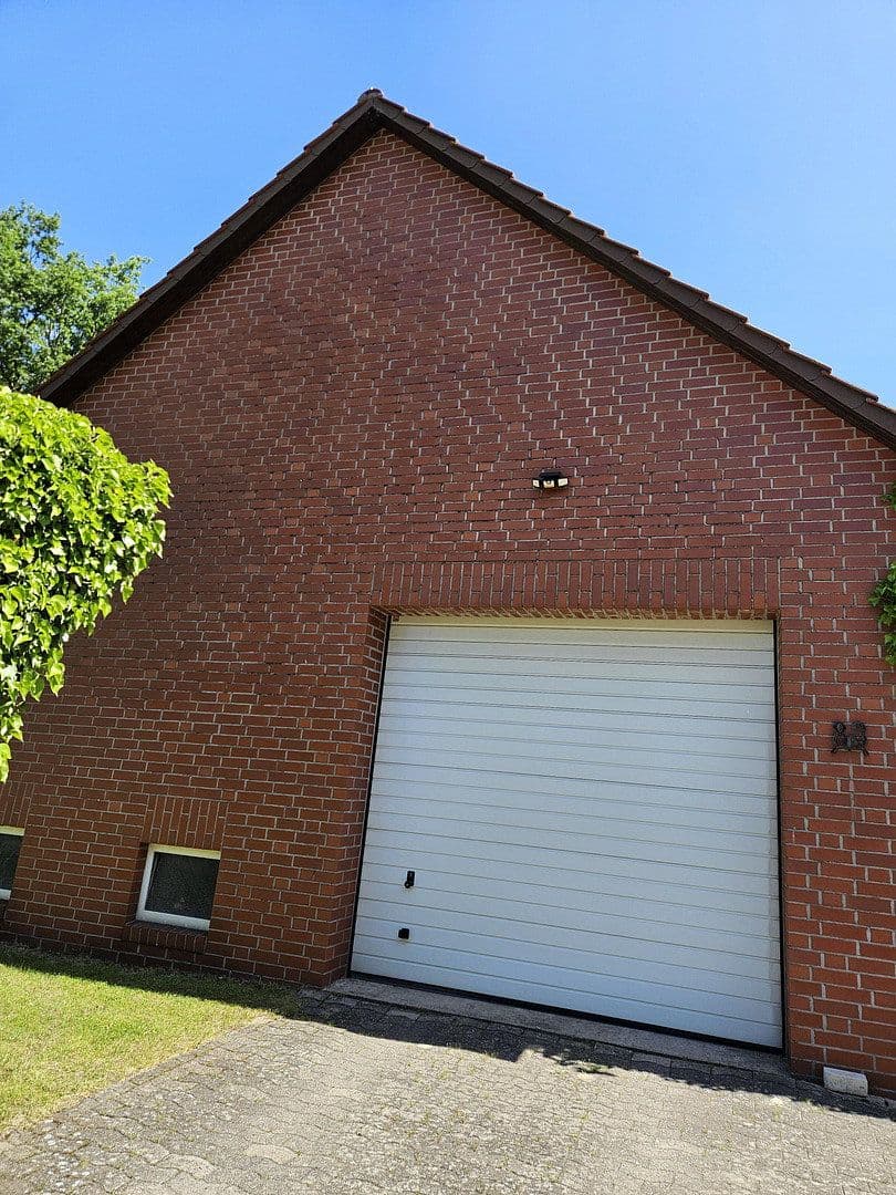 Prodej domu 243 m², pozemek 3.556 m², Barver, Dolní Sasko Prodej domu 243 m², pozemek 3.556 m², Barver, Dolní Sasko