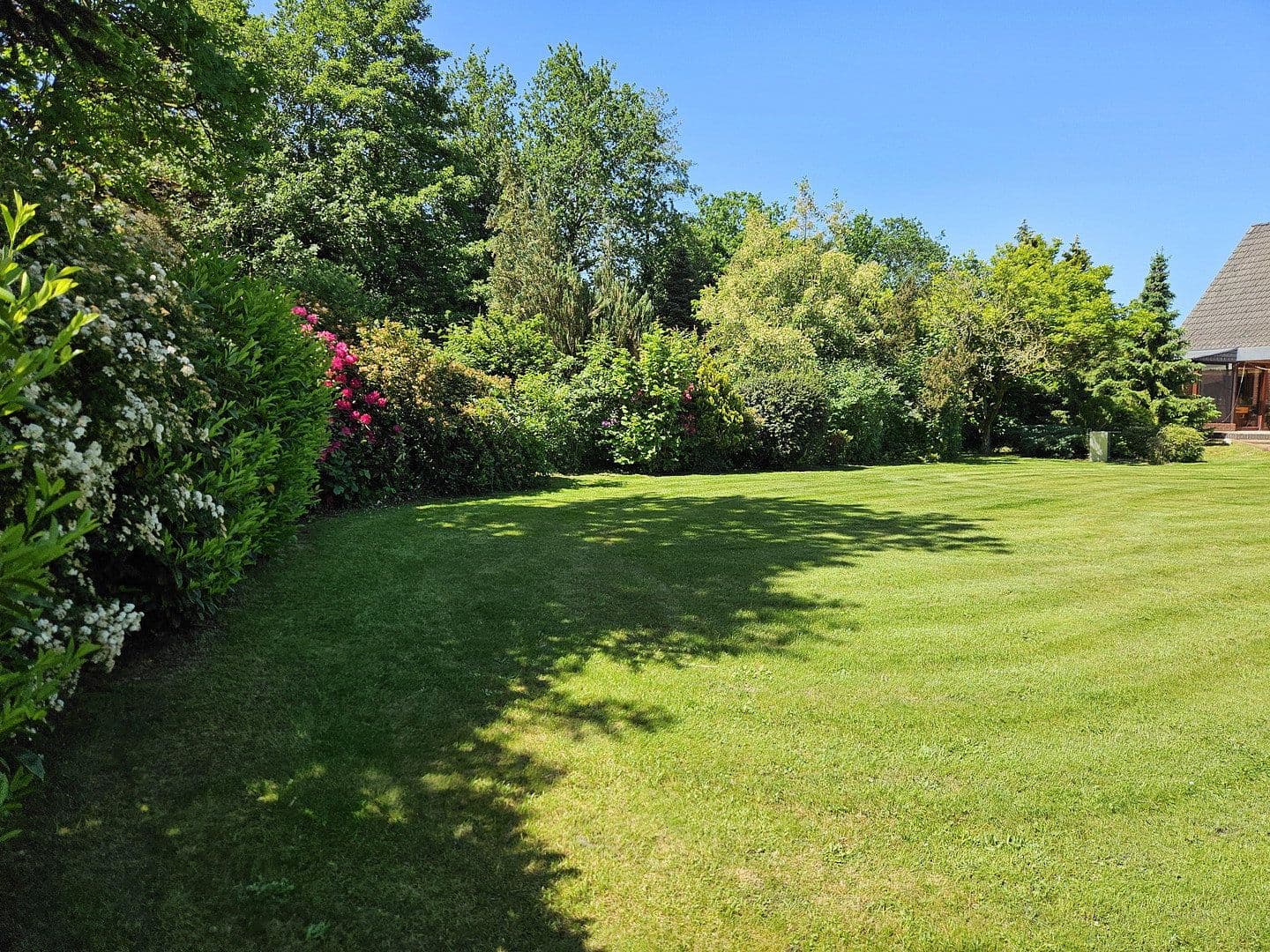 Prodej domu 243 m², pozemek 3.556 m², Barver, Dolní Sasko Prodej domu 243 m², pozemek 3.556 m², Barver, Dolní Sasko