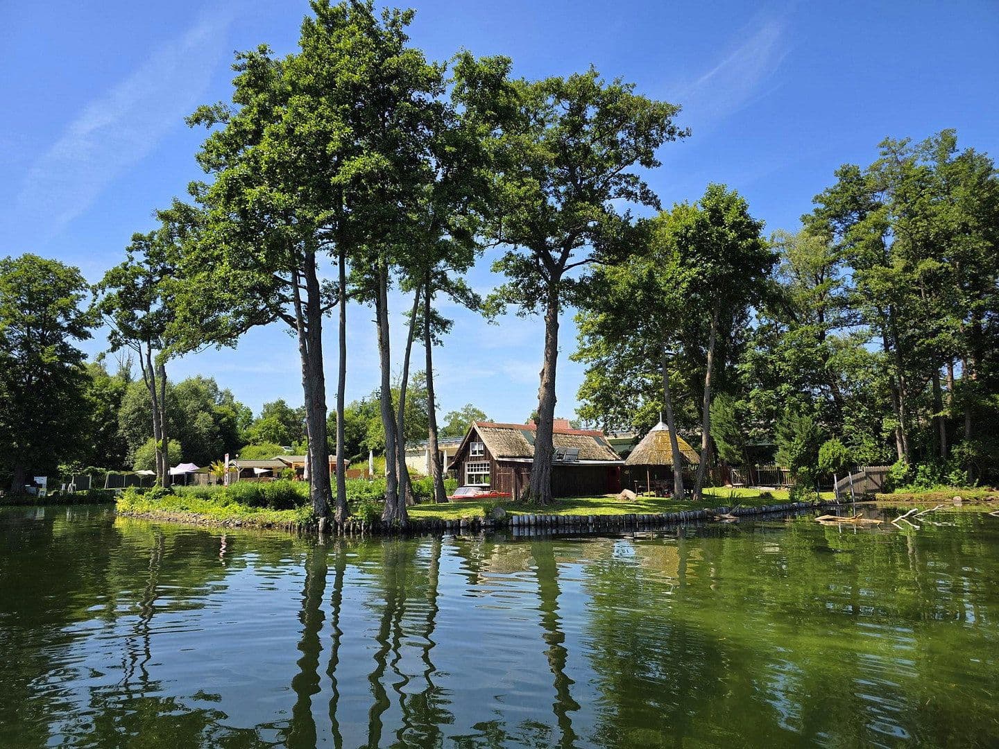 Prodej domu 10 m², pozemek 924 m², Schwerin, Mecklenburg-Vorpommern Prodej domu 10 m², pozemek 924 m², Schwerin, Mecklenburg-Vorpommern