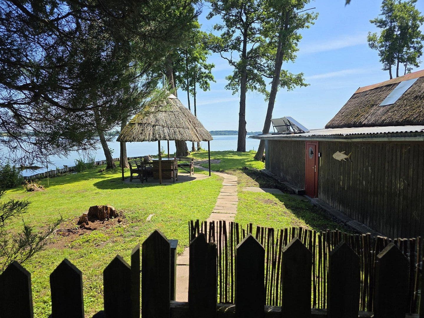 Prodej domu 10 m², pozemek 924 m², Schwerin, Mecklenburg-Vorpommern Prodej domu 10 m², pozemek 924 m², Schwerin, Mecklenburg-Vorpommern