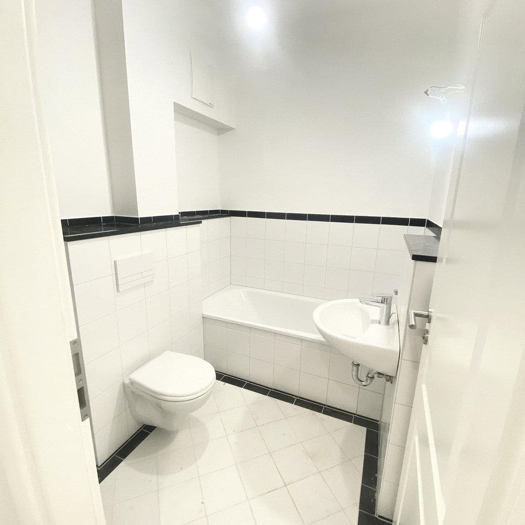 Pronájem bytu 3+1 72 m², Denisstr. 0, Nürnberg, Bavorsko Pronájem bytu 3+1 72 m², Denisstr. 0, Nürnberg, Bavorsko