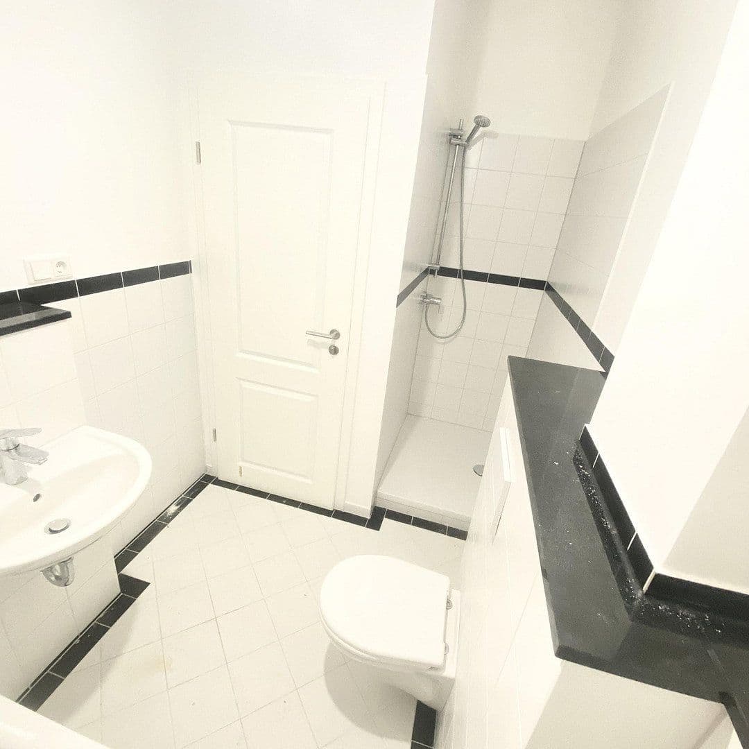 Pronájem bytu 3+1 72 m², Denisstr. 0, Nürnberg, Bavorsko Pronájem bytu 3+1 72 m², Denisstr. 0, Nürnberg, Bavorsko