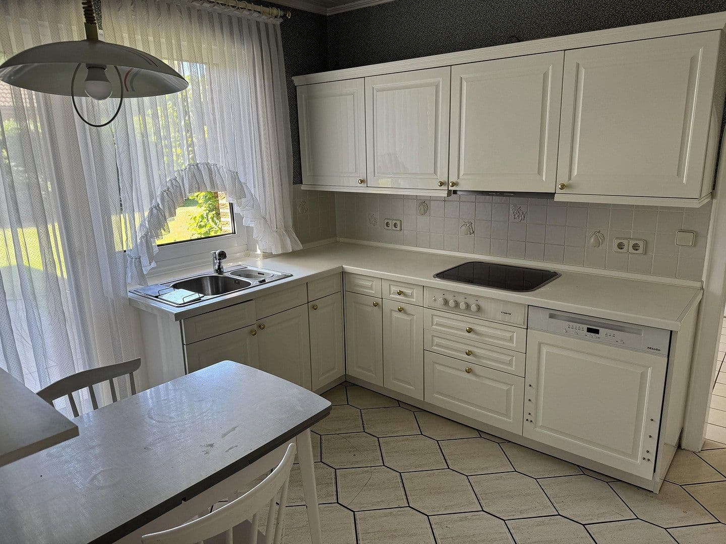 Prodej domu 135 m², pozemek 778 m², Burgwedel, Dolní Sasko Prodej domu 135 m², pozemek 778 m², Burgwedel, Dolní Sasko