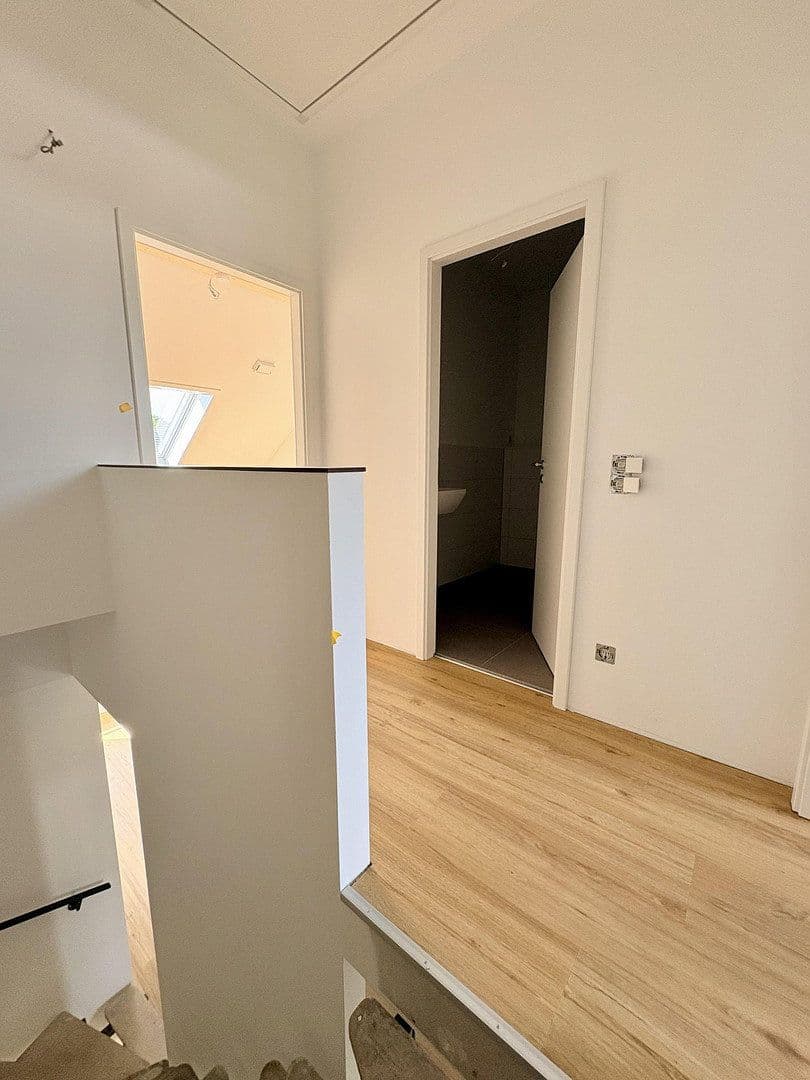 Pronájem domu 145 m², pozemek 115 m², Lilienstrasse 29., Stein, Bavorsko Pronájem domu 145 m², pozemek 115 m², Lilienstrasse 29., Stein, Bavorsko