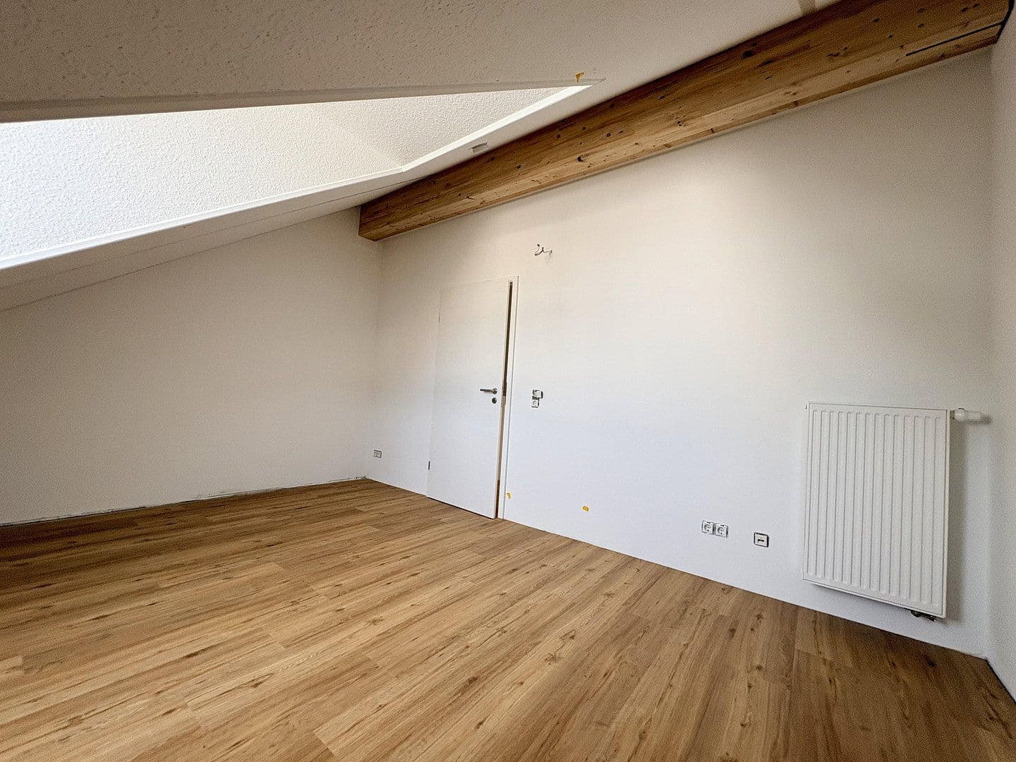 Pronájem domu 145 m², pozemek 115 m², Lilienstrasse 29., Stein, Bavorsko Pronájem domu 145 m², pozemek 115 m², Lilienstrasse 29., Stein, Bavorsko