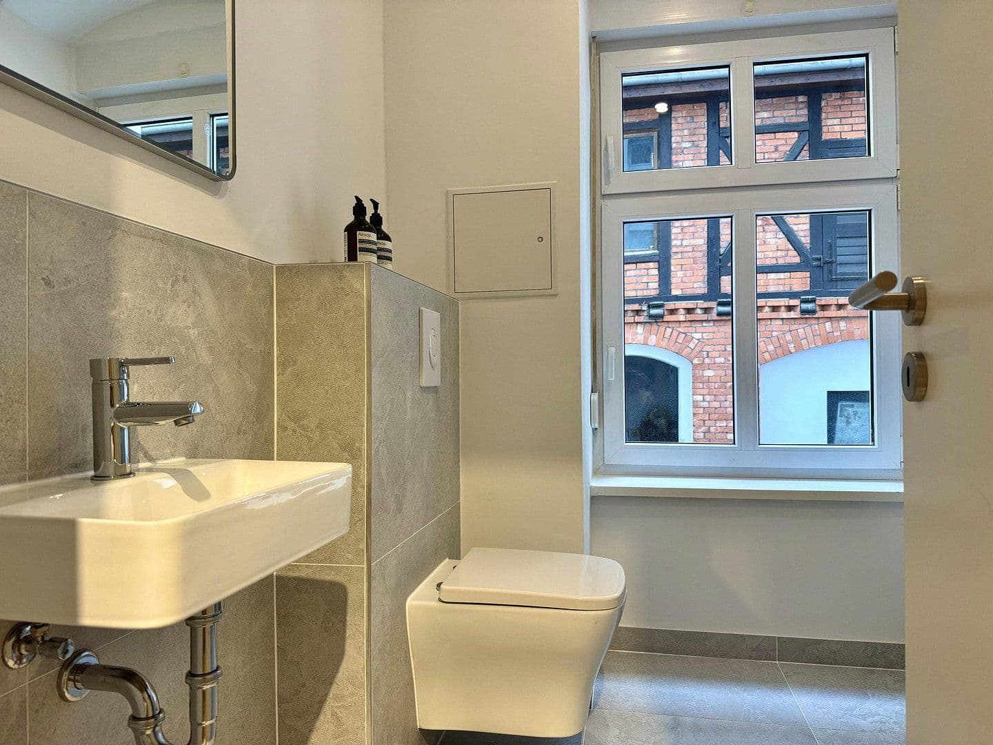 Prodej bytu 2+1 40 m², Berlin, Berlín Prodej bytu 2+1 40 m², Berlin, Berlín