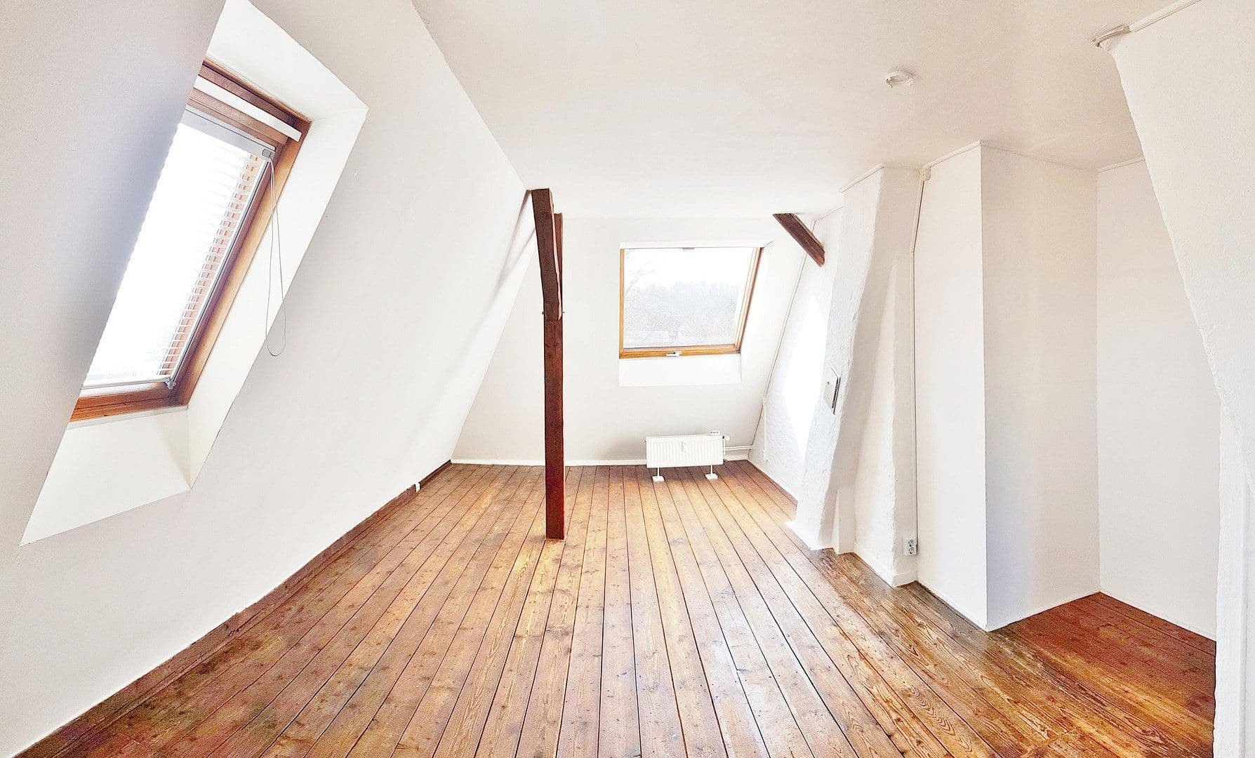 Pronájem bytu 6+1 156 m², Hildesheim, Dolní Sasko Pronájem bytu 6+1 156 m², Hildesheim, Dolní Sasko