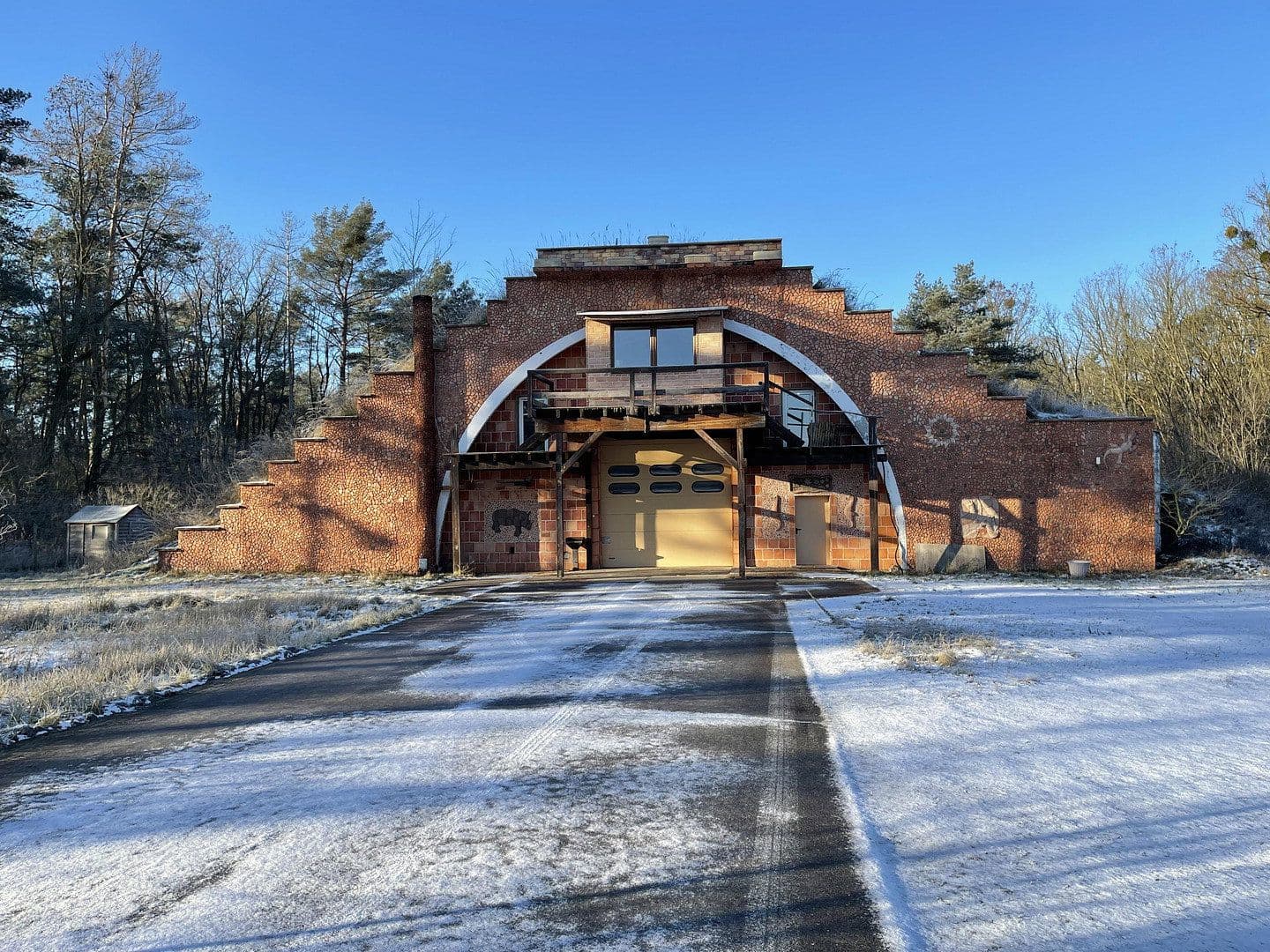 Prodej nebytového prostoru 5.404 m², Zur Alten Landebahn 8, Neuhardenberg, Braniborsko Prodej nebytového prostoru 5.404 m², Zur Alten Landebahn 8, Neuhardenberg, Braniborsko