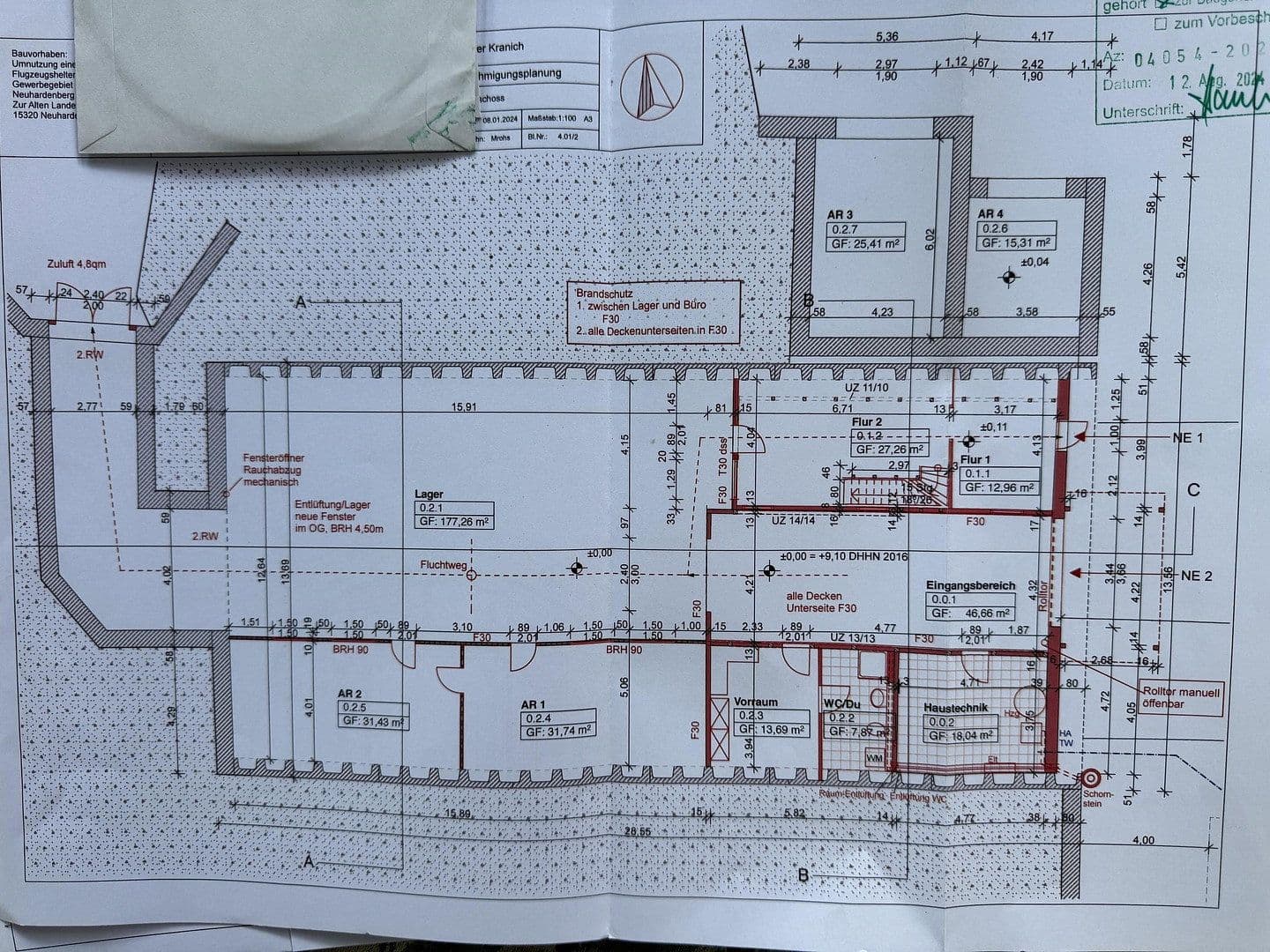 Prodej nebytového prostoru 5.404 m², Zur Alten Landebahn 8, Neuhardenberg, Braniborsko Prodej nebytového prostoru 5.404 m², Zur Alten Landebahn 8, Neuhardenberg, Braniborsko