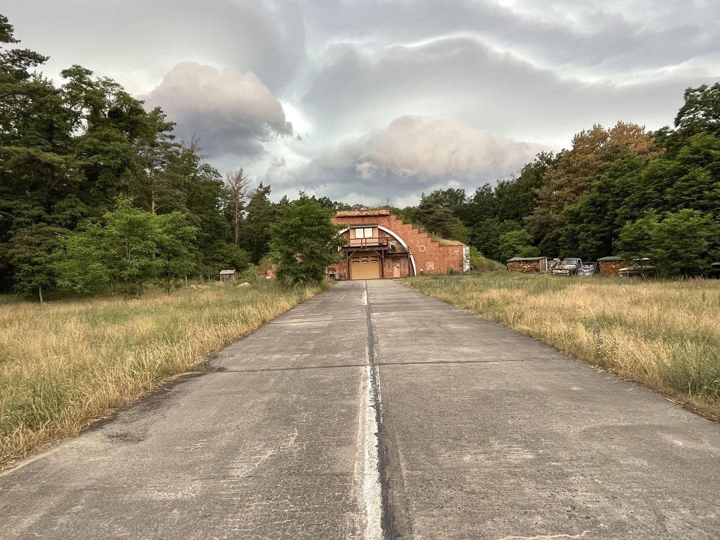 Prodej nebytového prostoru 5.404 m², Zur Alten Landebahn 8, Neuhardenberg, Braniborsko Prodej nebytového prostoru 5.404 m², Zur Alten Landebahn 8, Neuhardenberg, Braniborsko