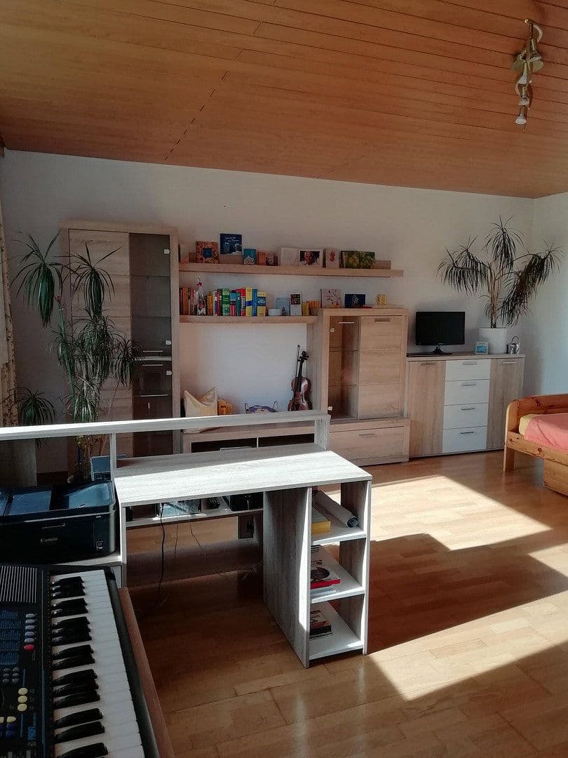 Prodej bytu 3+1 72 m², Reutlingen, Bádensko-Württembersko Prodej bytu 3+1 72 m², Reutlingen, Bádensko-Württembersko