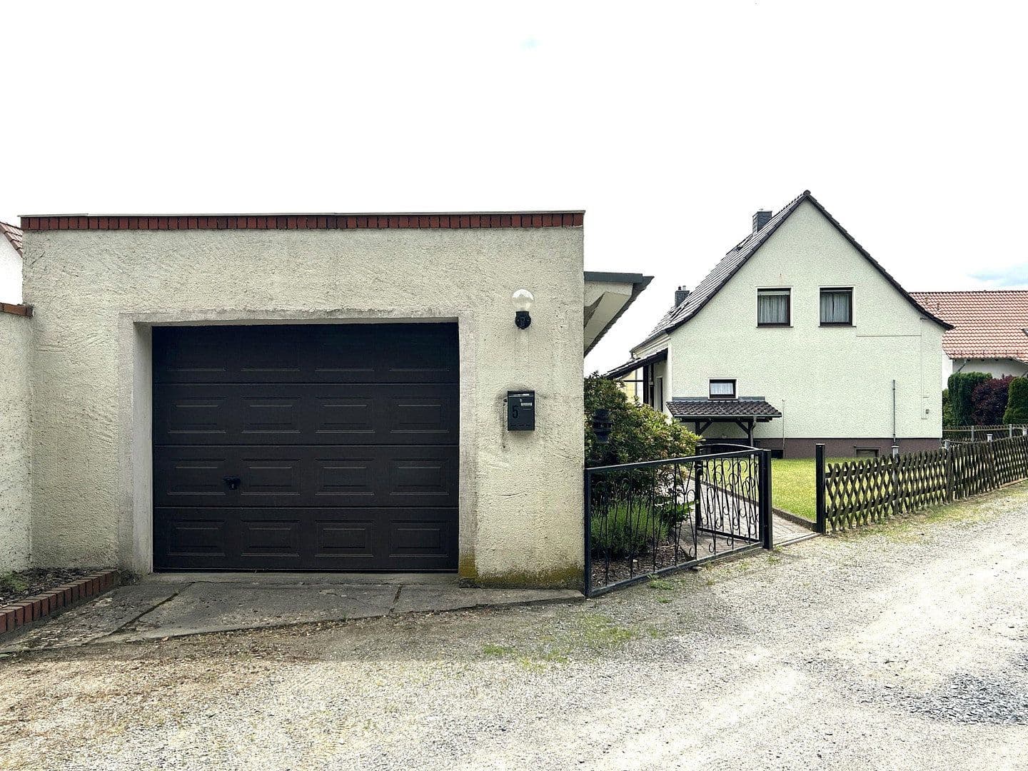 Prodej domu 131 m², pozemek 570 m², Lauchhammer, Braniborsko Prodej domu 131 m², pozemek 570 m², Lauchhammer, Braniborsko